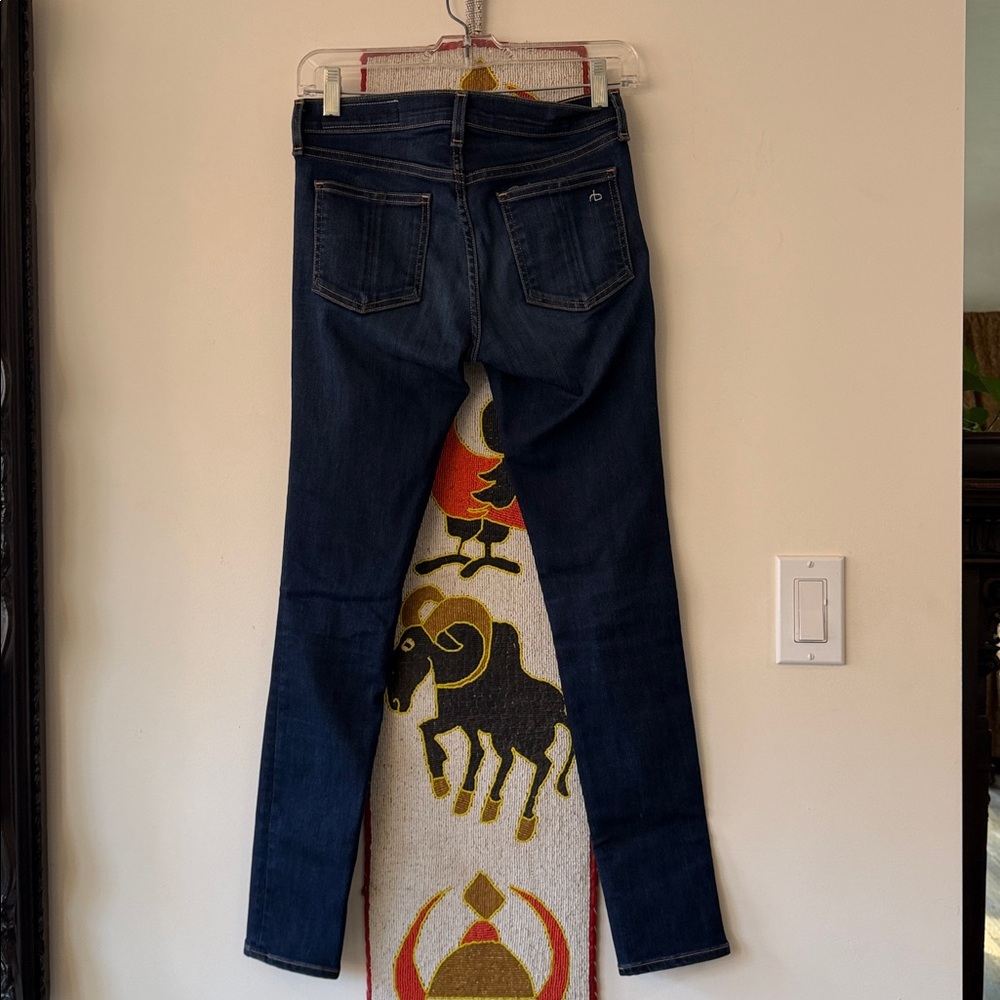 Gorgeous “rag & bone” skinny ankle jeans - Picture 3 of 8